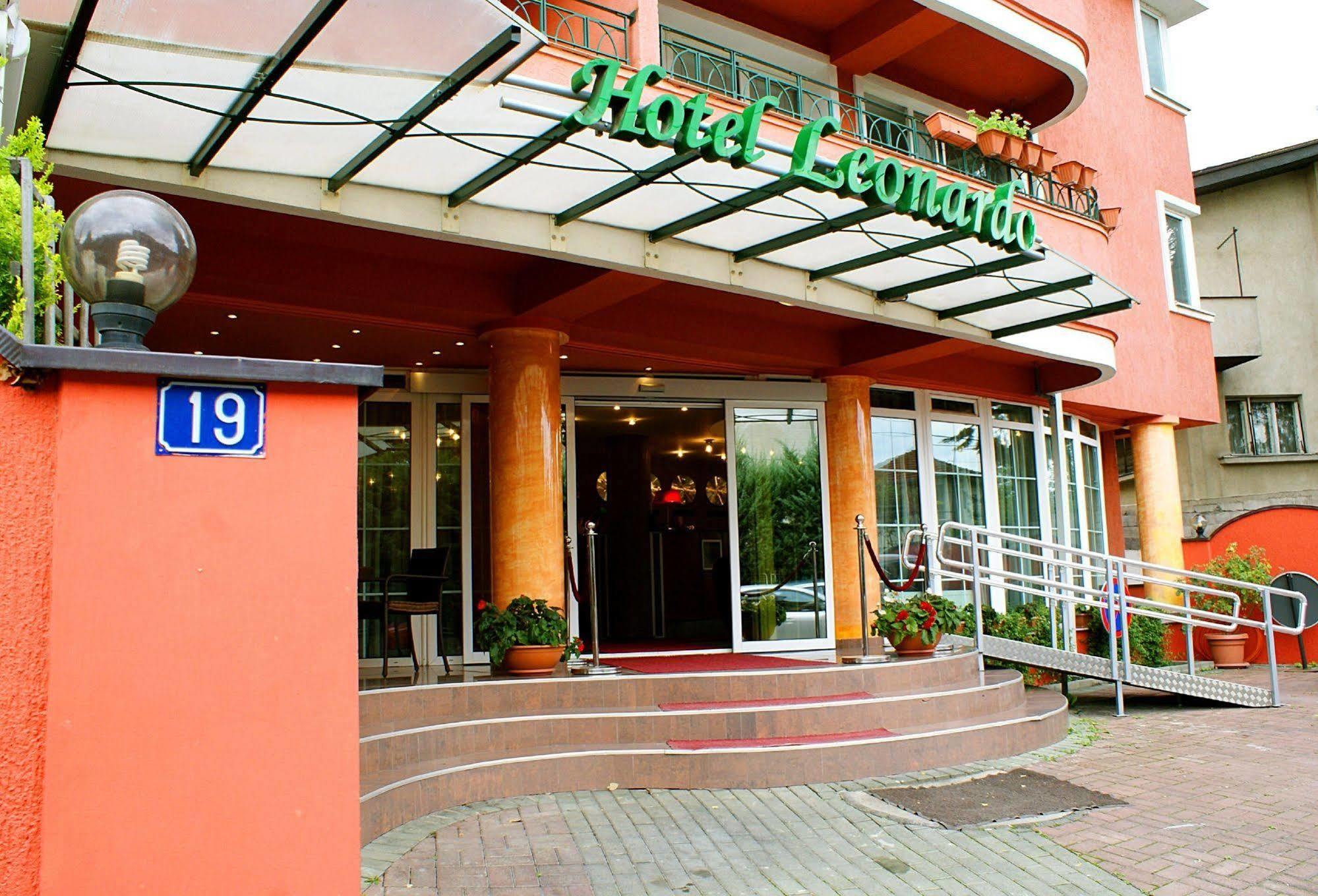 סקופיה Leonardo Hotel מראה חיצוני תמונה