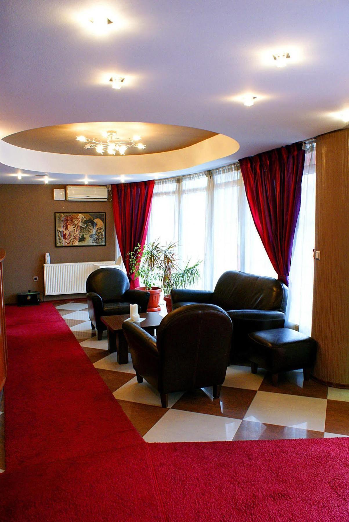 סקופיה Leonardo Hotel מראה חיצוני תמונה