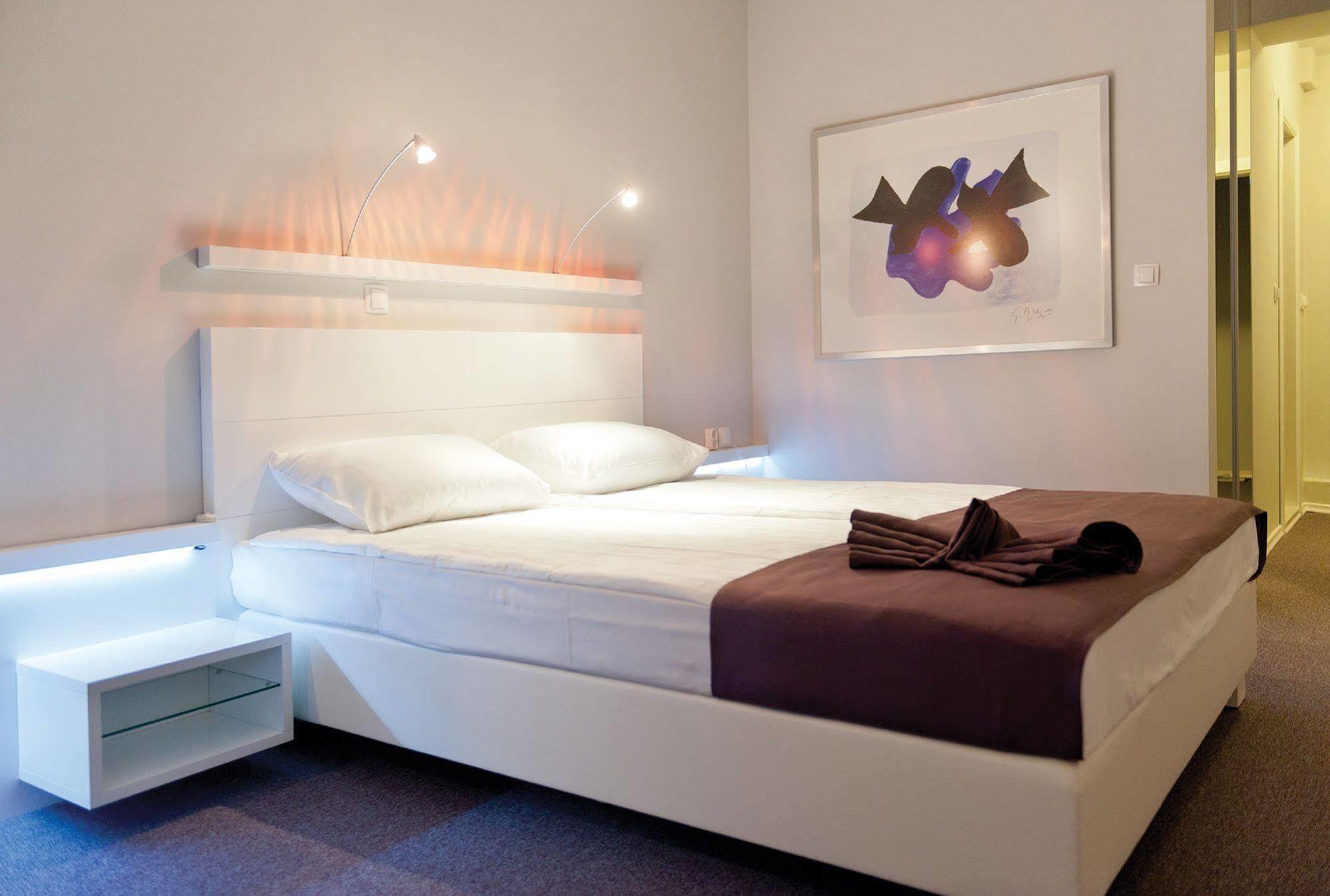 סקופיה Leonardo Hotel מראה חיצוני תמונה