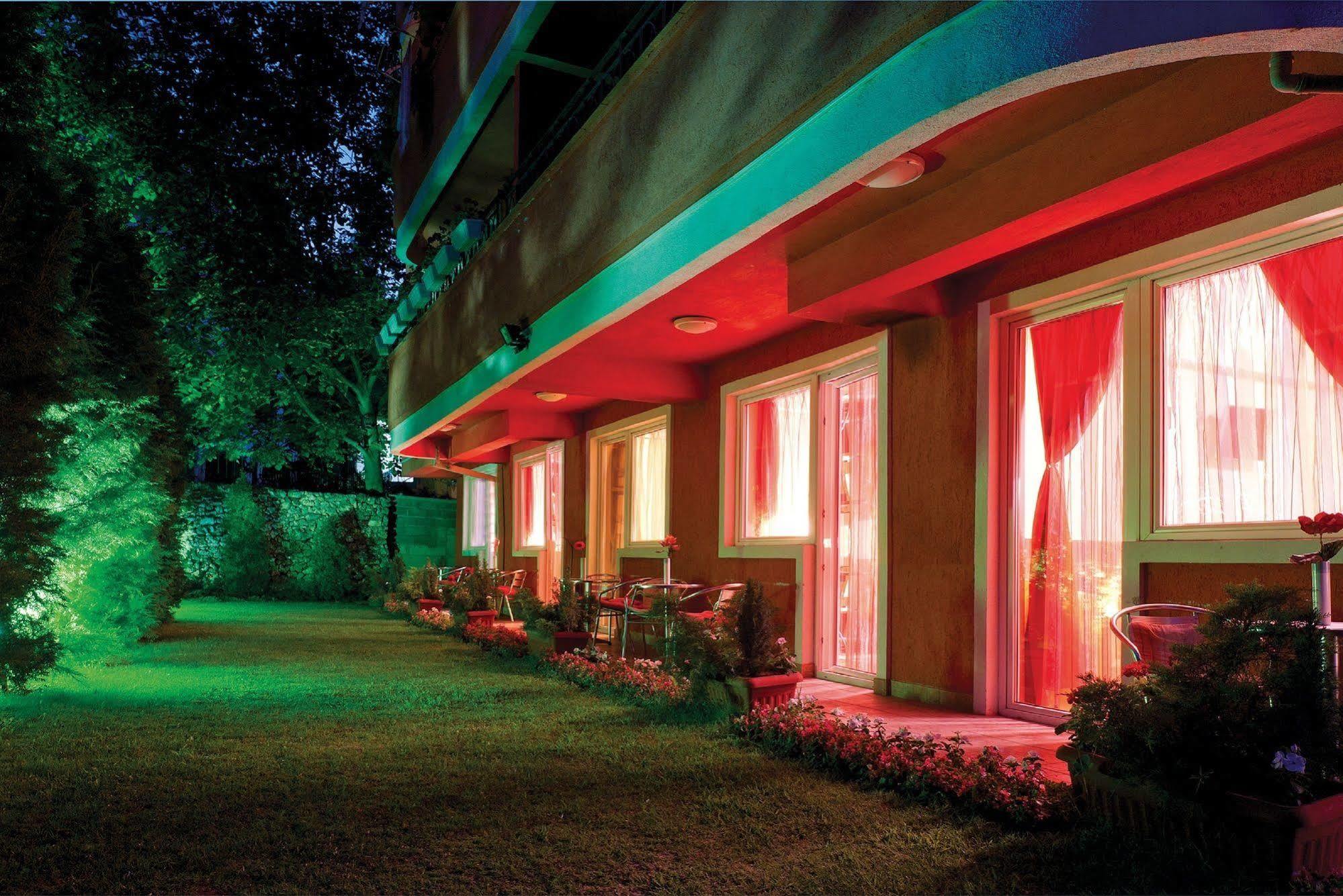 סקופיה Leonardo Hotel מראה חיצוני תמונה