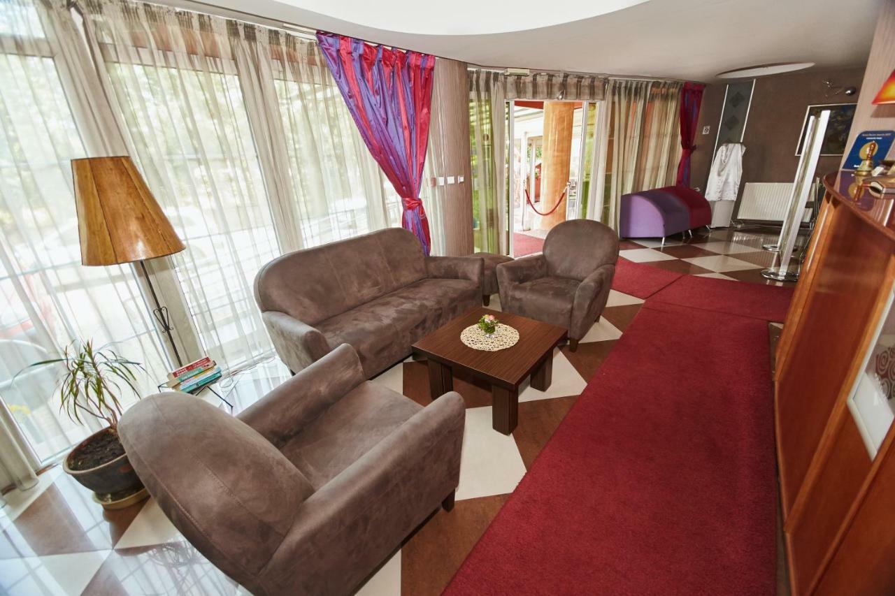 סקופיה Leonardo Hotel מראה חיצוני תמונה