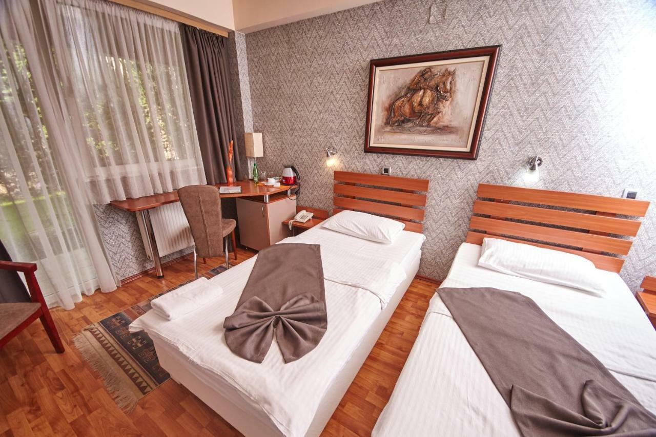 סקופיה Leonardo Hotel מראה חיצוני תמונה